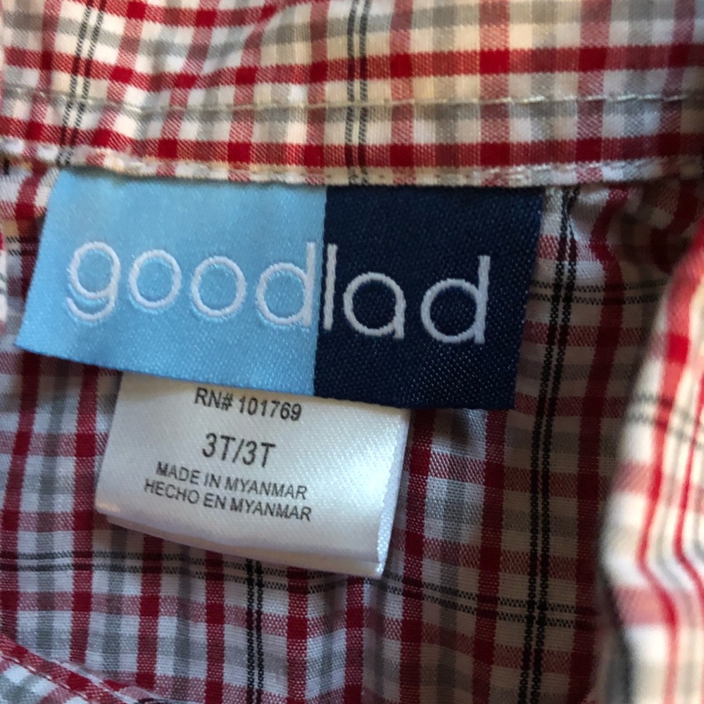 Button down - Picture 3 of 3